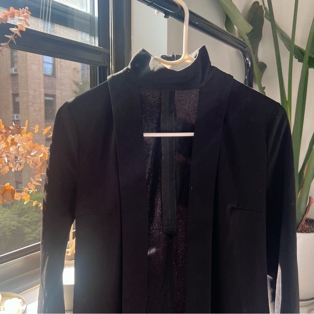 NWOT Long sleeved long blazer jacket with neck collar/cuff